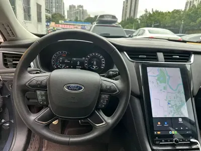 Ford Taurus 2021, 71000 км, за 92800 CNY - фото 6