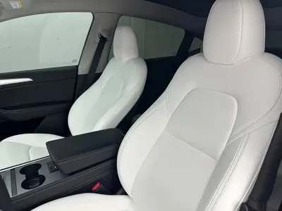Tesla Model Y 2023, 67200 км, за 148800 CNY - фото 12