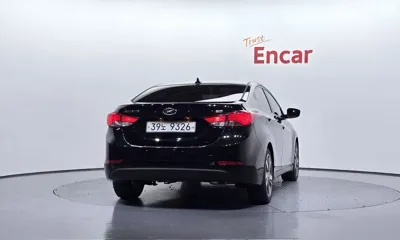 Hyundai Avante 2015, 130816 км, за 5600000 KRW