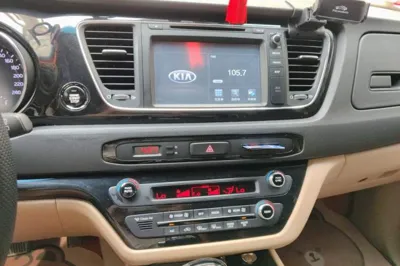 Kia Carnival 2015, 121900 км, за 65499.34 CNY - фото 13