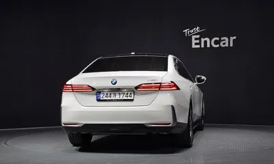 BMW 5-Series 2024, 28986 км, за 52900000 KRW