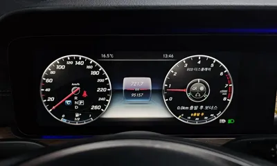 Mercedes-Benz E-Class 2018, 95157 км, за 24500000 KRW - фото 8