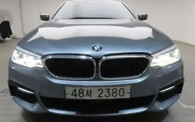 BMW 5-Series · 2018 год