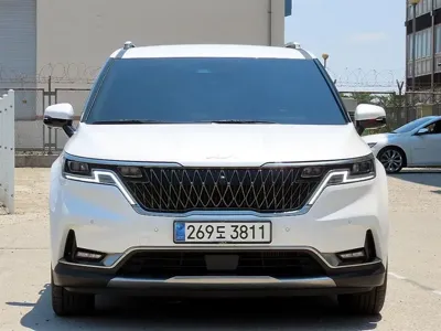 Kia Canival · 2023 год