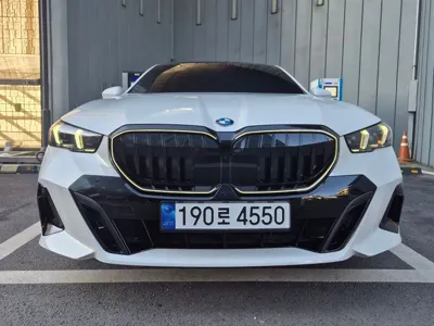 BMW 5-Series · 2025 год