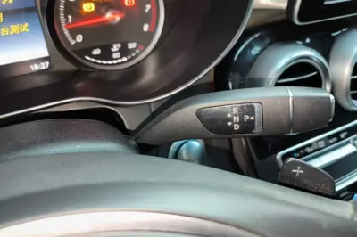 Mercedes-Benz GLC 2016, 106300 км, за 109284.15 CNY - фото 17