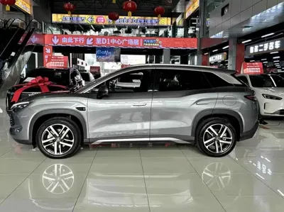 BYD L DM-i 2025, 10500 км, за 93000 CNY - фото 6