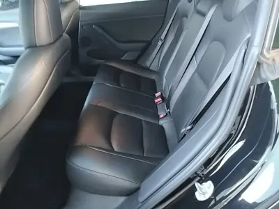 Tesla Model 3 2022, 108500 км, за 120700 CNY - фото 17