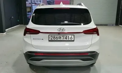 Hyundai Santafe 2023, 30678 км, за 32500000 KRW