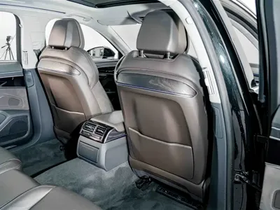 Audi A8 2021, 68000 км, за 326000 CNY - фото 21