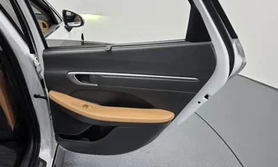 Hyundai Sonata 2020, 79654 км, за 19000000 KRW - фото 25