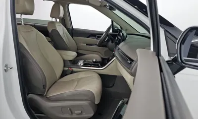 Kia Canival 2023, 46100 км, за 27300000 KRW - фото 26