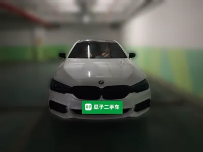 BMW 5 Series 2019, 27599 км, за 170493.66 CNY