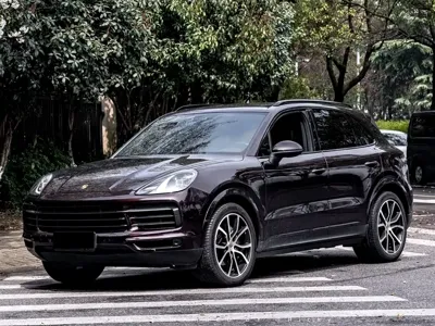 Porsche Cayenne · 2021 год