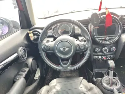 MINI MINI 2017, 93200 км, за 71000 CNY