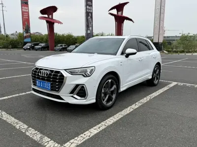 Audi Q3 · 2022 год