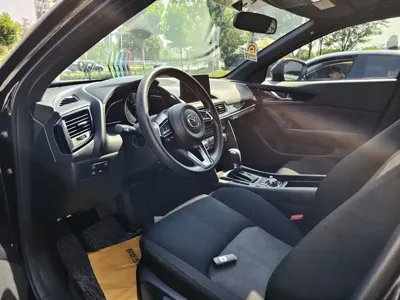 Mazda CX-4 2023, 27000 км, за 93800 CNY