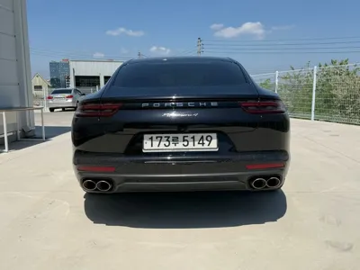 Porsche Panamera 2020, 85000 км, за 82730000 KRW