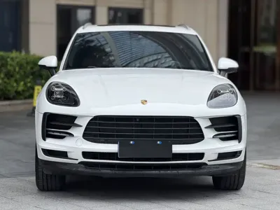 Porsche Macan 2017, 54000 км, за 76000 CNY