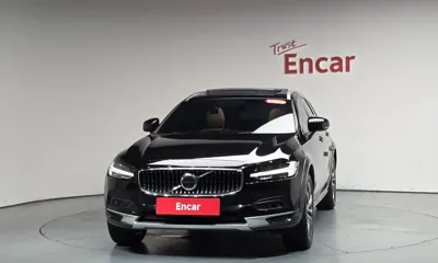 Volvo V90 2021, 136662 км, за 27900000 KRW