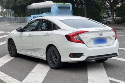 Honda Civic 2019, 47600 км, за 80281.39 CNY - фото 5