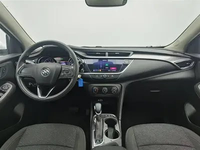 Buick Encore GX 2021, 72800 км, за 36800 CNY - фото 5