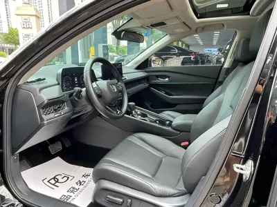 Honda Accord 2025, 13000 км, за 126800 CNY