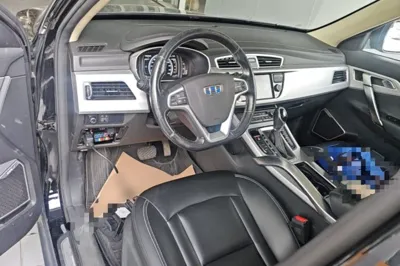 Geely Auto Emgrand X7 Sport 2016, 110800 км, за 35582.66 CNY - фото 12