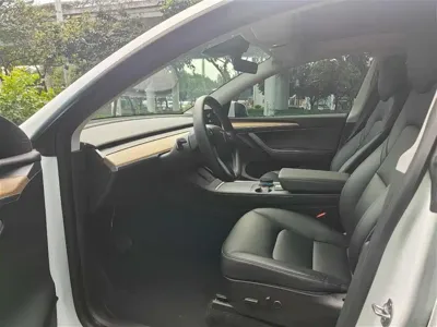 Tesla Model Y 2022, 62000 км, за 157800 CNY - фото 4