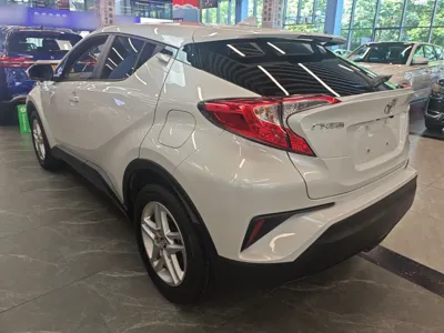 Toyota C-HR 2022, 13600 км, за 96398.72 CNY