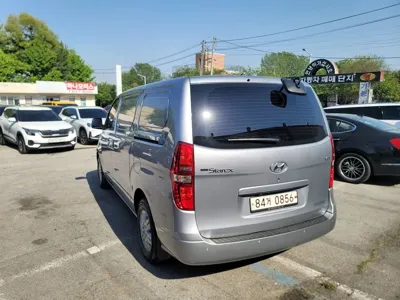 Hyundai Starex 2019, 221561 км, за 8800000 KRW - фото 2