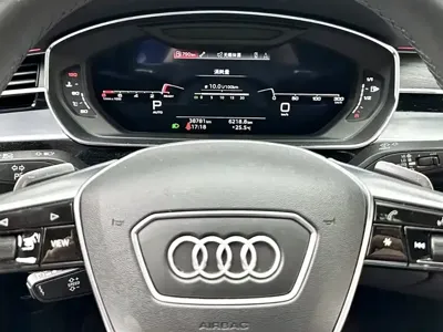 Audi A8 2024, 38000 км, за 395000 CNY - фото 10