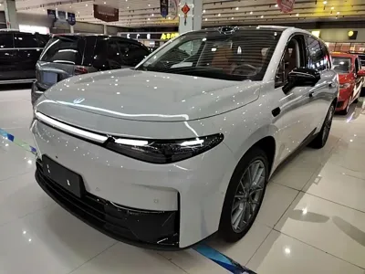 Leapmotor Leapmotor C10 · 2025 год