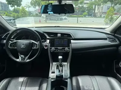 Honda Civic 2018, 120000 км, за 56000 CNY - фото 8