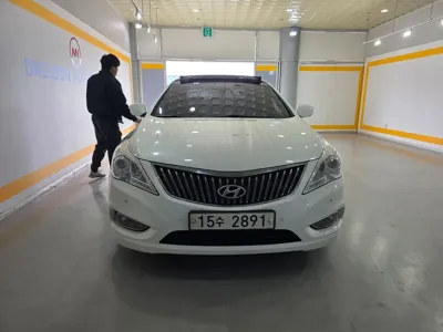 Hyundai Grandeur · 2014 год