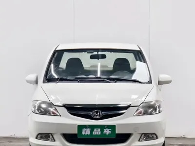 Honda City 2007, 110000 км, за 7800 CNY