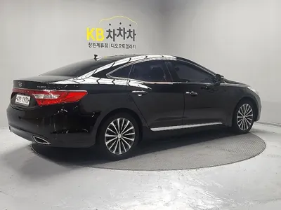 Hyundai Grandeur 2014, 176049 км, за 5000000 KRW