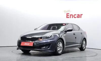 Kia K5 · 2013 год