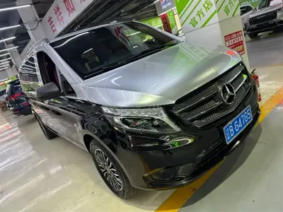 Mercedes-Benz Vito 2017, 110000 км, за 86800 CNY