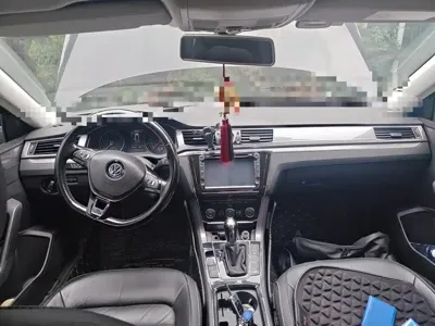 Volkswagen Passat 2016, 83400 км, за 44600 CNY - фото 13