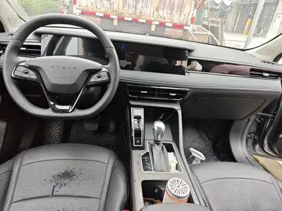 Roewe i5 2023, 2100 км, за 40700 CNY - фото 6