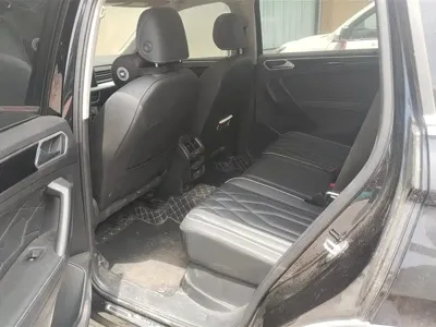 Volkswagen Tiguan L 2024, 43000 км, за 124000 CNY - фото 11