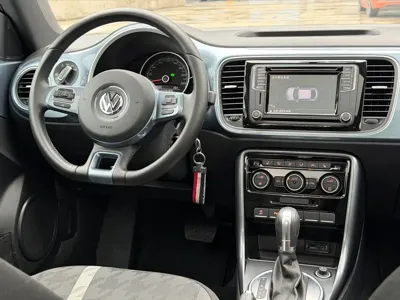 Volkswagen Beetle 2019, 30000 км, за 118000 CNY - фото 11