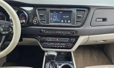 Kia Canival 2019, 98390 км, за 15000000 KRW - фото 16