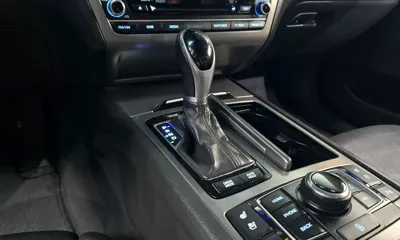Hyundai Genesis 2016, 195738 км, за 8950000 KRW - фото 9