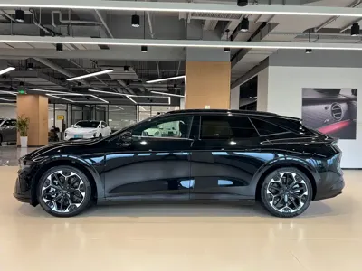 Zeekr 极氪007GT 2025, 14500 км, за 164800 CNY