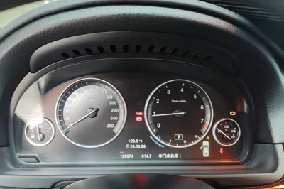 BMW 5 Series 2014, 139000 км, за 110501.38 CNY - фото 21