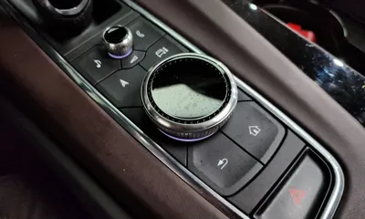 Cadillac Escalade 2024, 29976 км, за 115900000 KRW - фото 29
