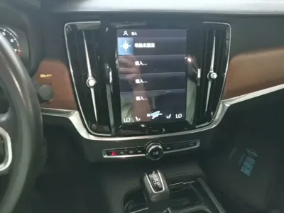 Volvo S90 2019, 145200 км, за 90900 CNY - фото 13