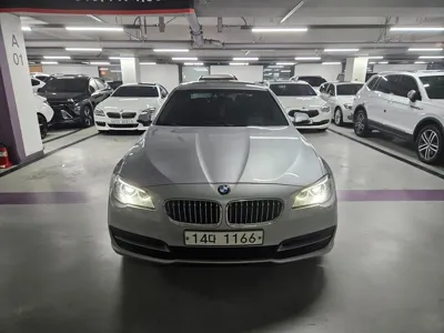 BMW 5-Series · 2015 год